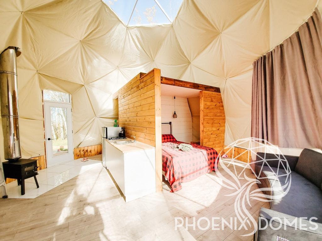 Phoenix Domes 4-Season Deluxe Glamping Package Dome 23' 7M