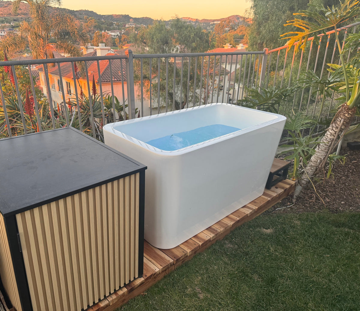RevX Acrylic X Tub Cold Plunge with LUX Chiller